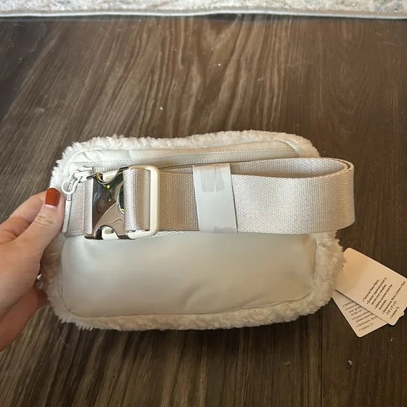 NWT NEVER USED Lunar New Year Belt Bag- Year of the Rabbit - Picture 4 of 4